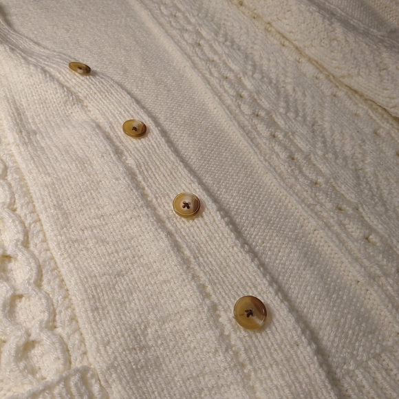 SOLD -🍦 Handmade Fisherman Style Cable Knit Button up V Neck Cardigan, XS-XXL - Picture 14 of 16
